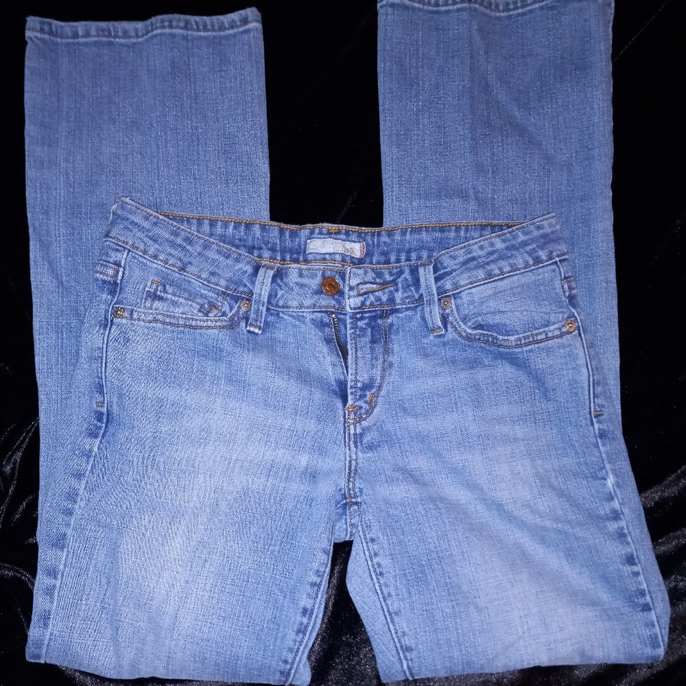 Women Levi's Jeans